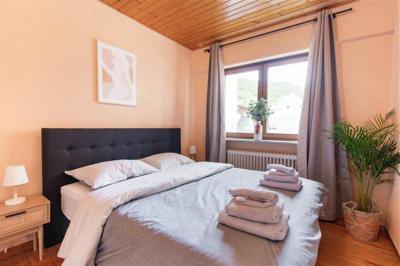 Haus Blaue Traube Mit Moselblick Ediger-Eller Exterior foto